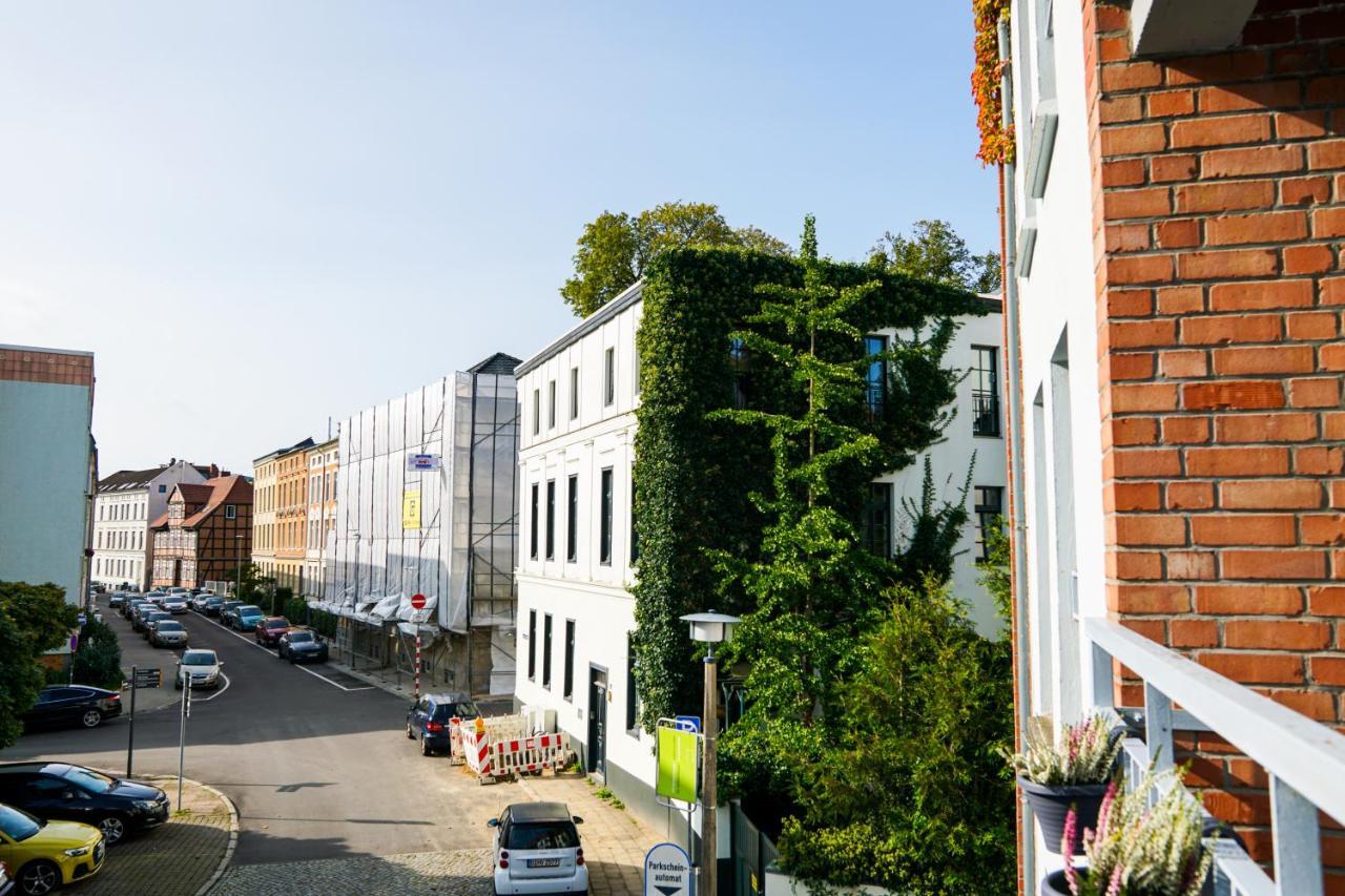 Gemuetliche Ferienwohnung In Der Altstadt Шверин Екстериор снимка